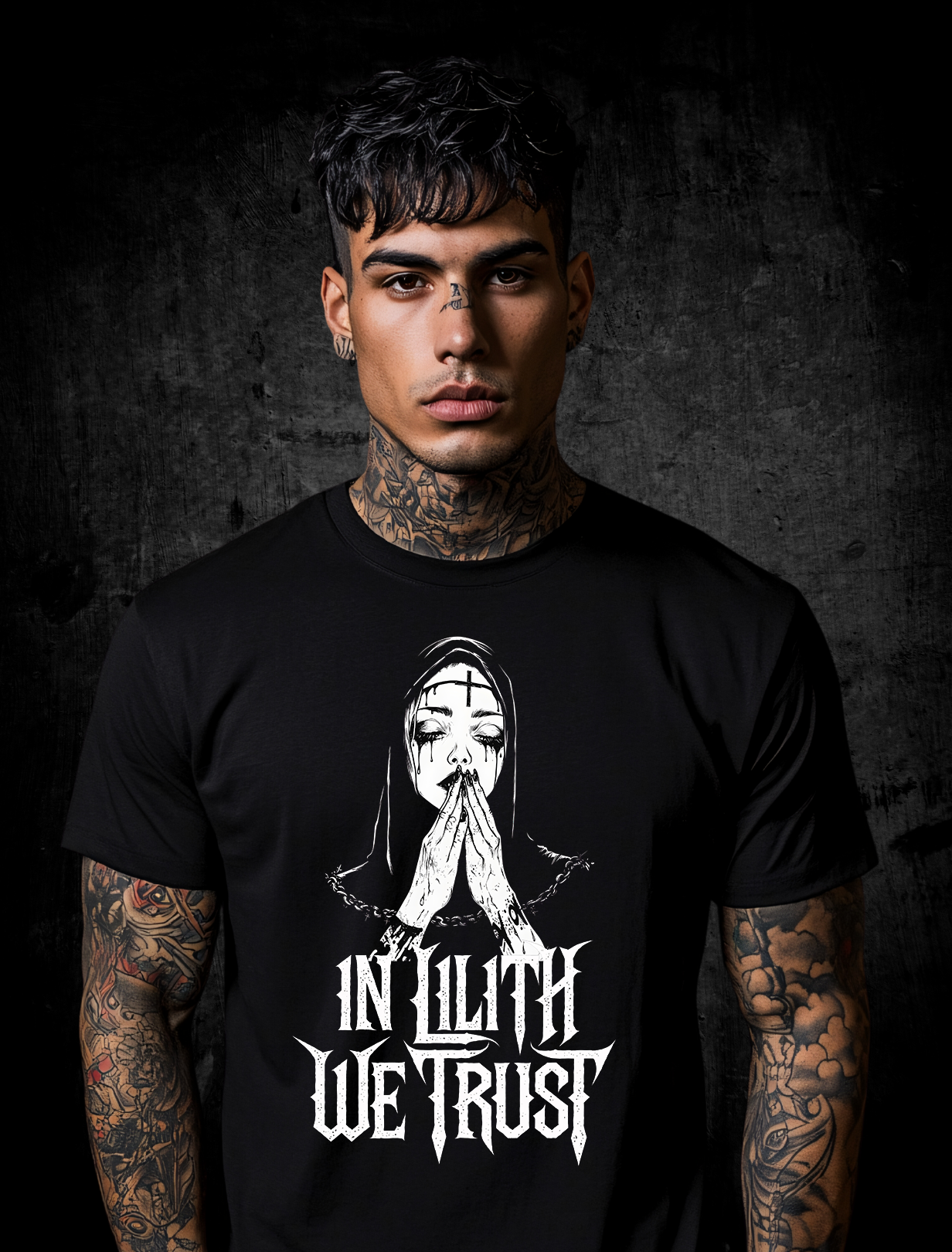 Premium T-Shirt Unisex "In Lilith we trust"