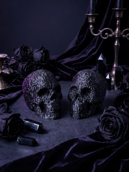 Gothic Totenkopf Deko – Ornament Skull Figur im Dark Gothic Stil (3D-Druck) Größe 70x70 cm