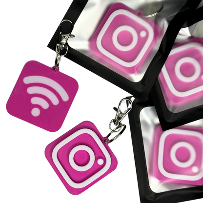 Social Media Pink - Smarter programmierbarer NFC-Schlüsselanhänger