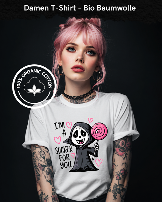 Damen Bio T-Shirt „I’m a sucker for you“ – Gothic Fashion mit Reaper & Lolli