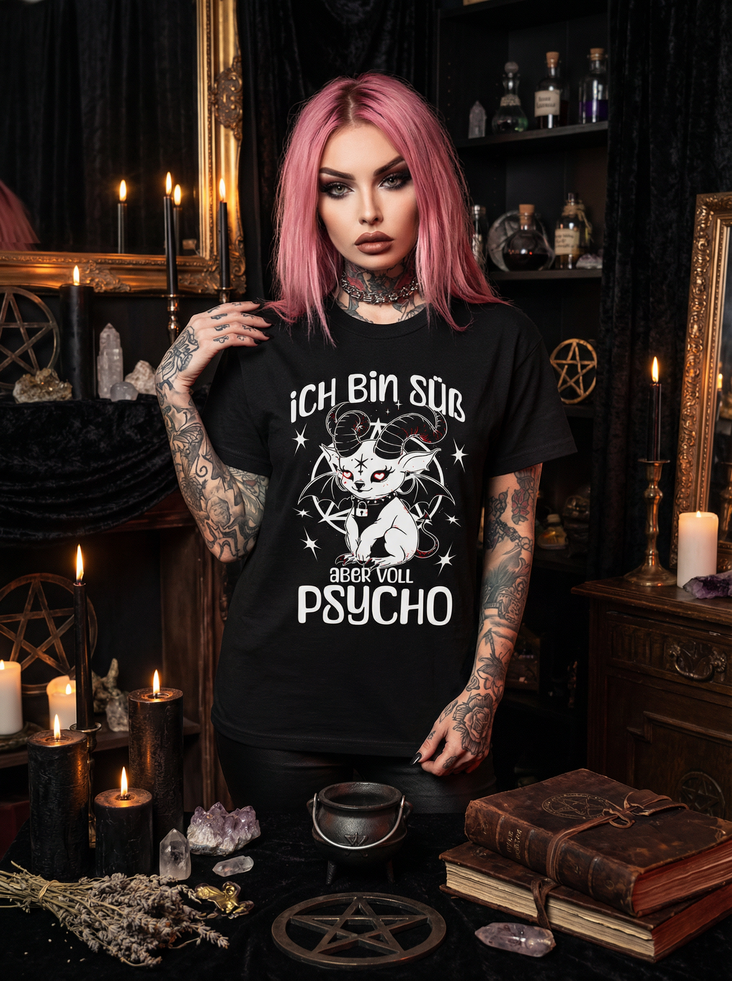 Baphomet Unisex Goth T-Shirt "Süß aber voll Psycho" Lustige und Sarkastisch